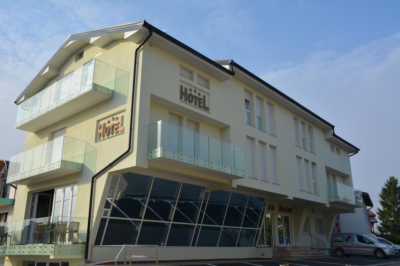 Hotel Vrata Bosne Velika Kladusa Exterior photo